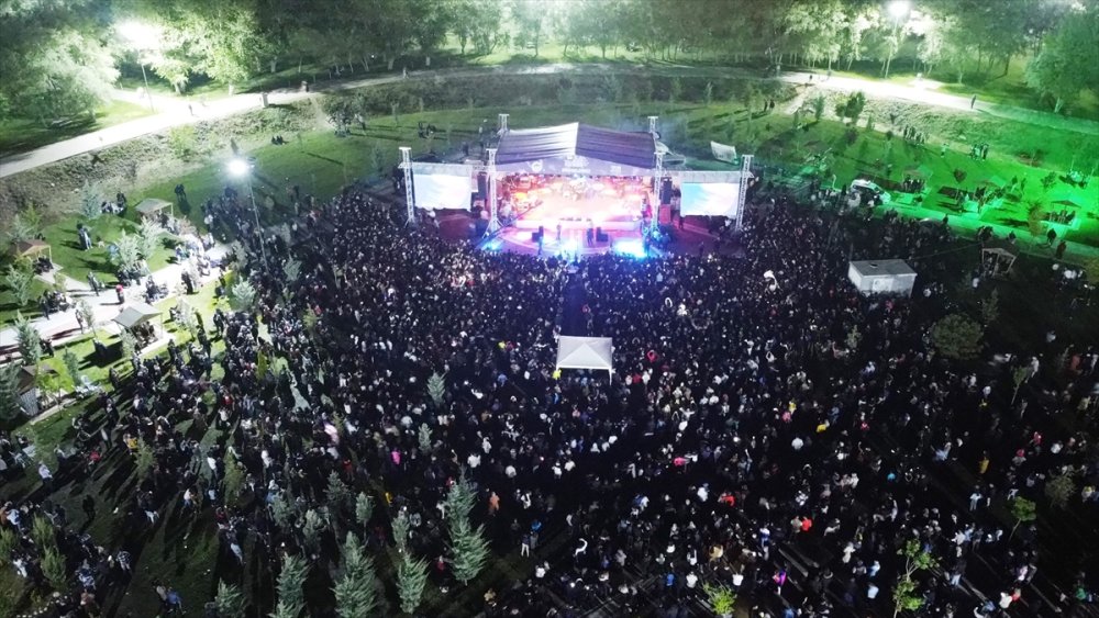 Çubuk'ta "Tam Gençlik Tam Festival" Sona Erdi