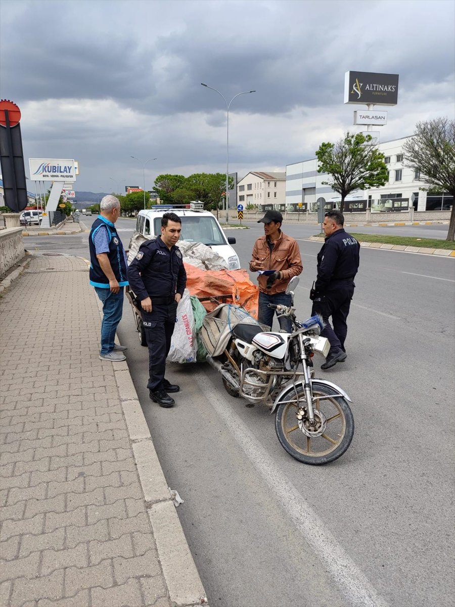 Kayseri'deki Denetimlerde Motosiklet Sürücülerine 88 Bin Lira Ceza Kesildi