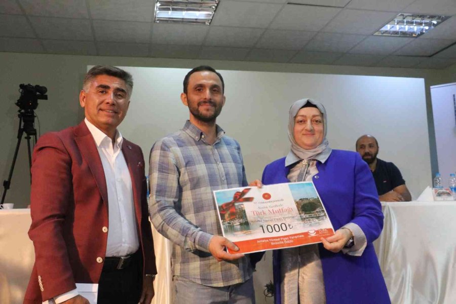 Antalya’da En İyi Piyazı Yapma Yarışması Renkli Görüntülere Sahne Oldu