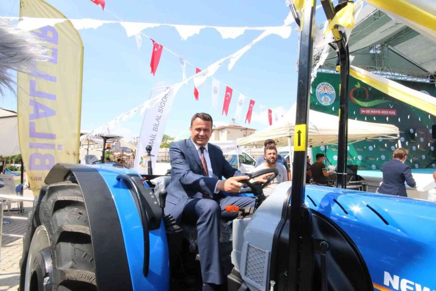 Kaş Tarım Sergisi Açıldı