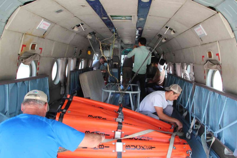 Türkiye Uçak Ve Helikopterleriyle Orman Yangınlarına Hazır