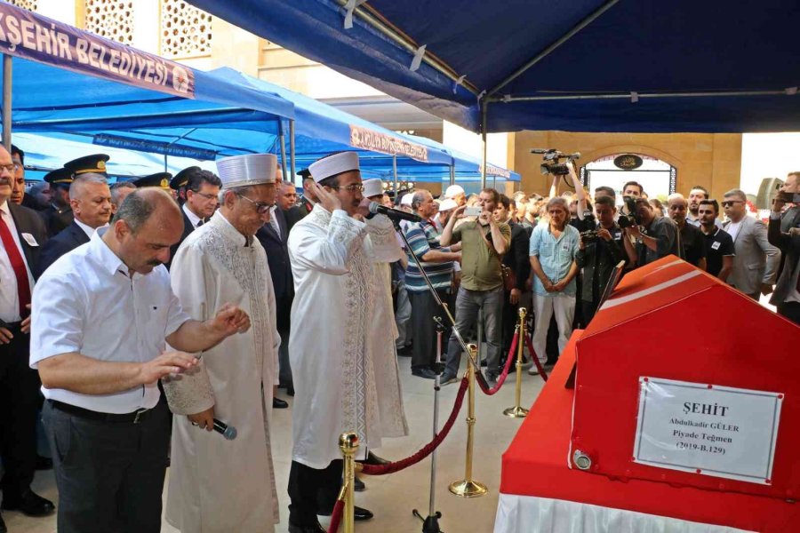 Şehit Piyade Teğmen Güler Antalya’da Son Yolculuğuna Uğurladı