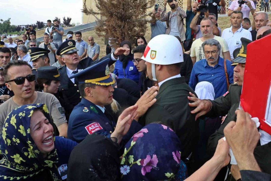 Şehit Piyade Teğmen Güler Antalya’da Son Yolculuğuna Uğurladı