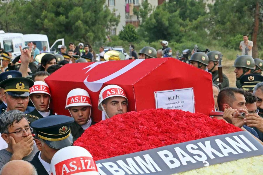 Şehit Piyade Teğmen Güler Antalya’da Son Yolculuğuna Uğurladı