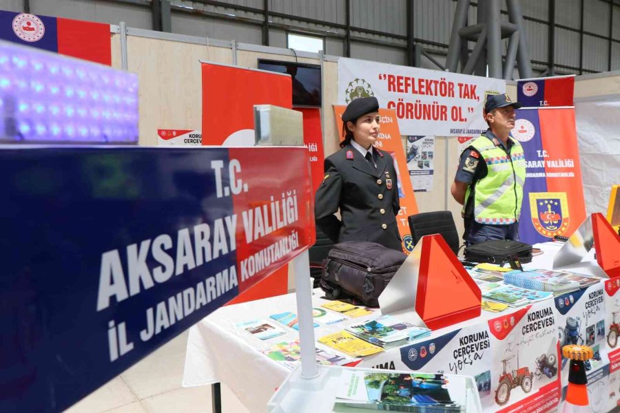 Tarım Fuarında Jandarmadan Uygulamalı Eğitim