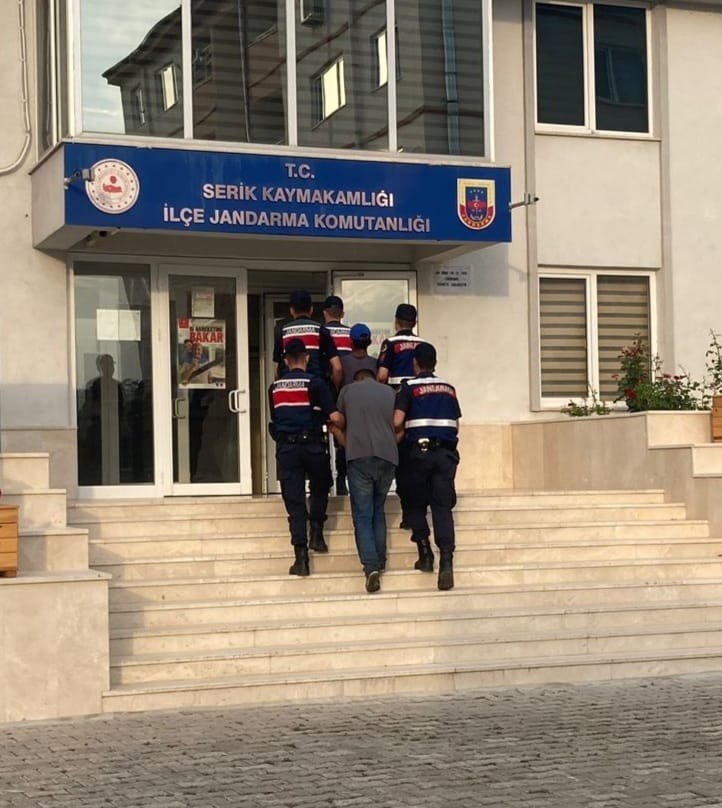 5 Farklı Kablo Hırsızlığının 2 Şüphelisi Yakalandı