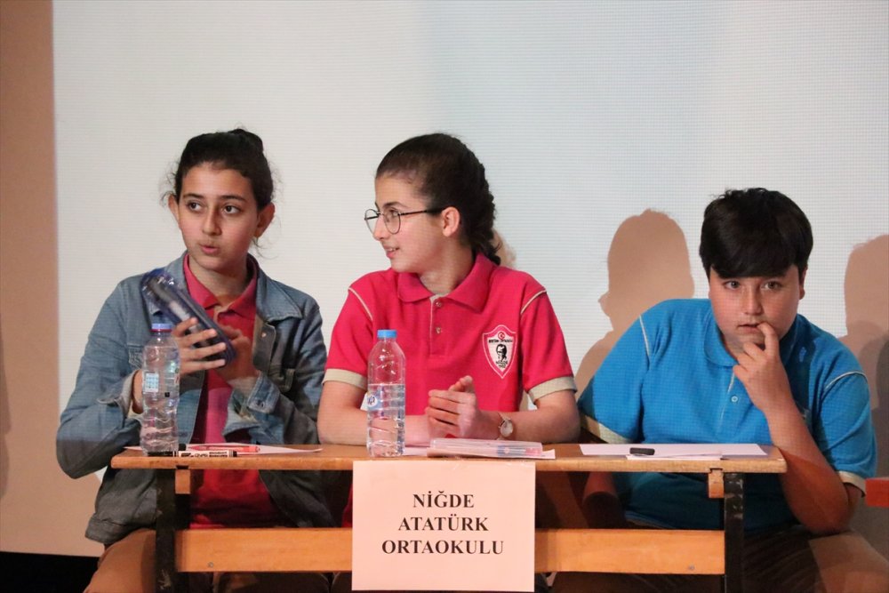 Niğde'de 6'ncı Sınıflar Arasında Matematik Yarışması Düzenlendi