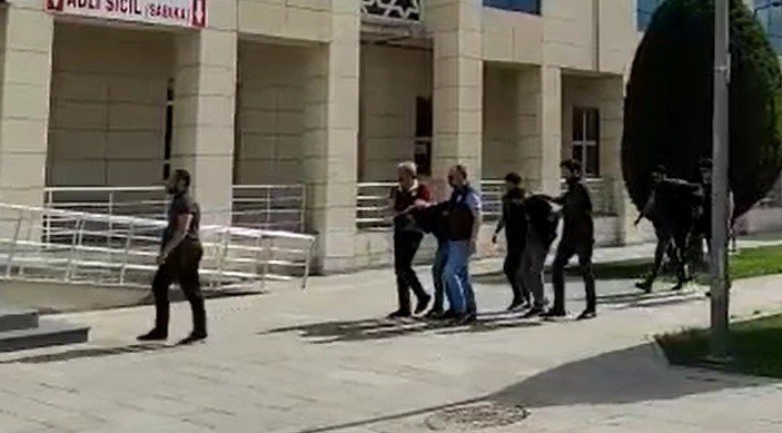 Konya’da İnternetten Yasa Dışı Bahis Oynatan 3 Kişi Yakalandı