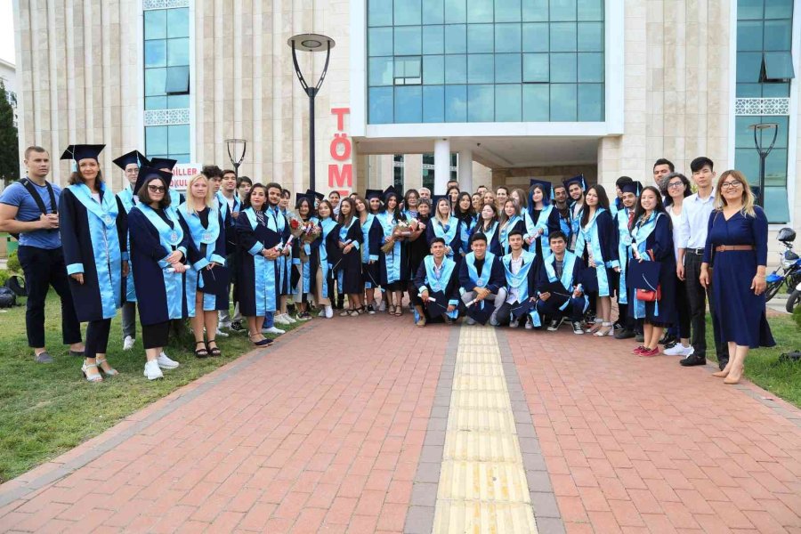 Alkü Tömer’de Mezuniyet Heyecanı