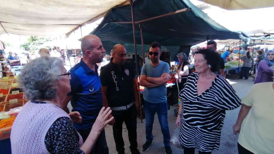 İsveçli Kadın Turist, Alışveriş İçin Geldiği Pazarda Çantasından Oldu