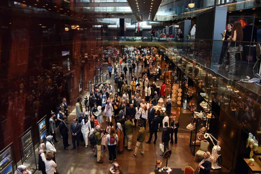 16. Altın Dokunuşlar “türk Dünyası” Temasıyla Açıldı