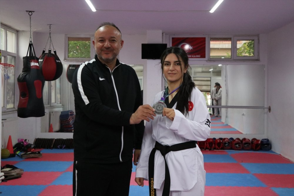 Niğdeli Sporcu Engelleri Aştı