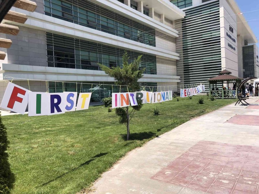 Kto Karatay Üniversitesi’nden Yapay Zeka Temalı Renkli Bahar Şenliği