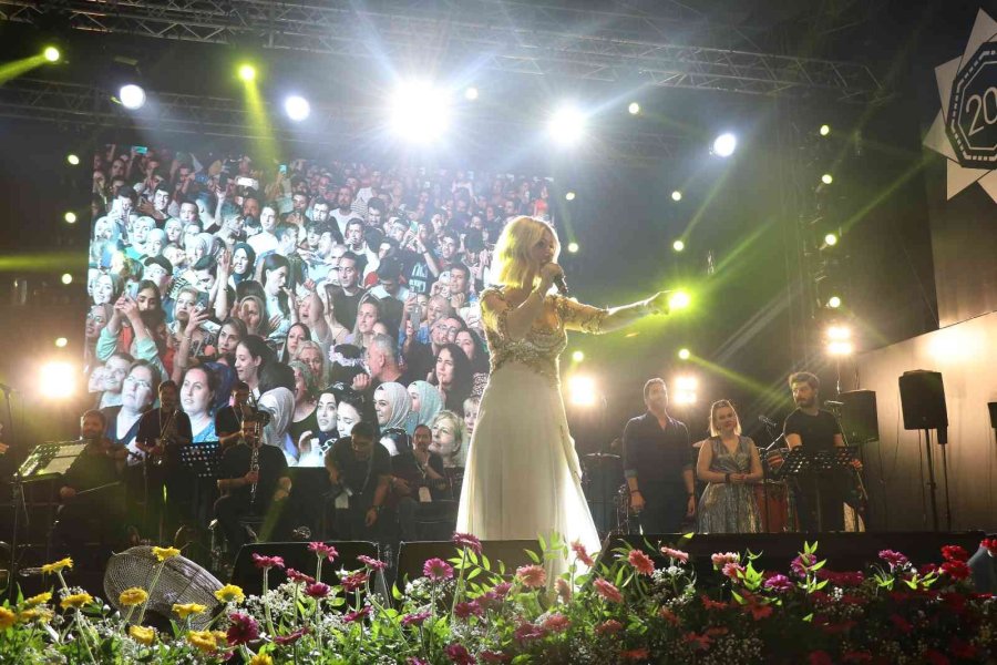 Alanya Turizm Ve Sanat Festivali Yörük Göçüyle Başladı