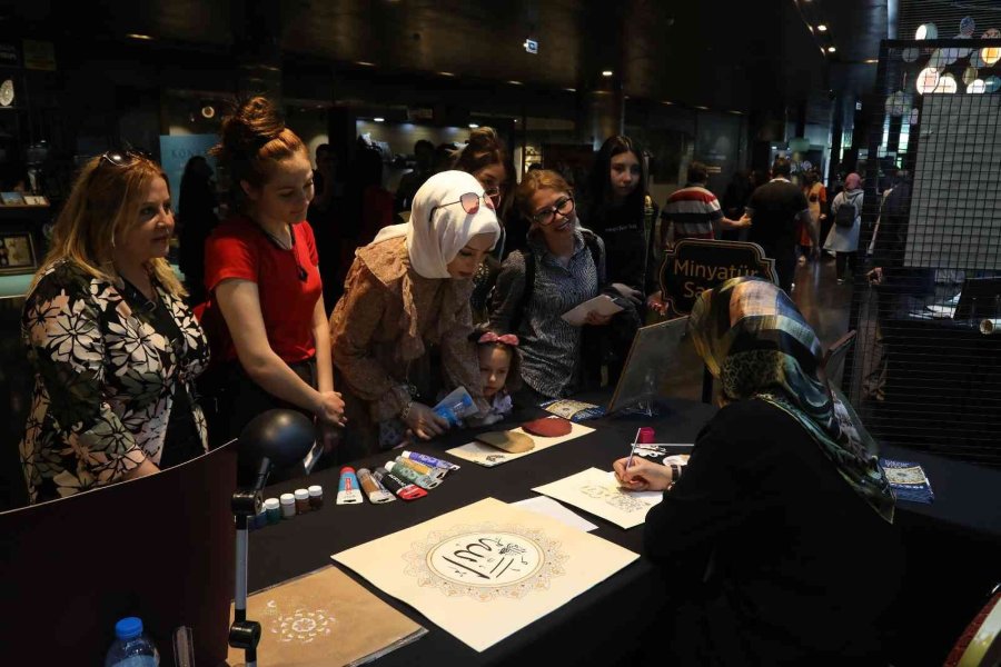 Konya’daki Kültür Festivalinde “türk Dünyası” Rüzgarı Esiyor