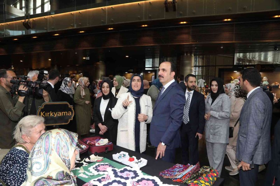 Konya’daki Kültür Festivalinde “türk Dünyası” Rüzgarı Esiyor