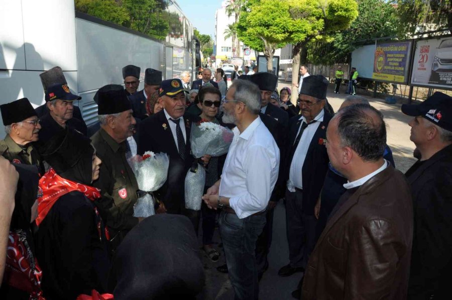 Tarsuslu Gaziler Sarıkamış’ı Ziyaret Etti