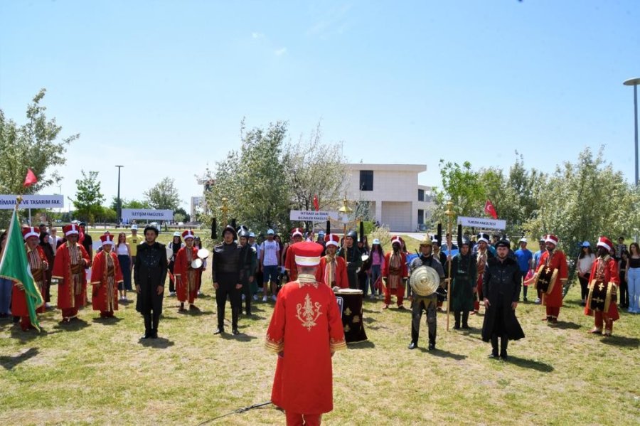 Asü’de Bahar Şenlikleri Başladı