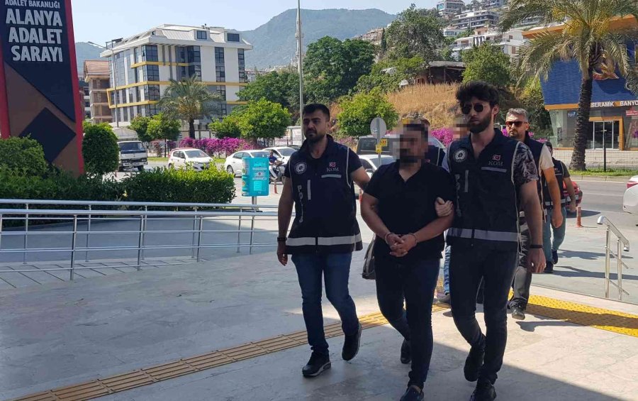 Alanya’da "müsilaj" Operasyonuna 4 Tutuklama