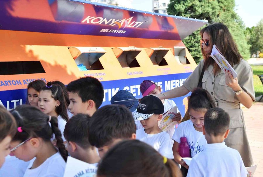 Konyaaltı’nda Öğrencilere Geri Dönüşüm Eğitimi