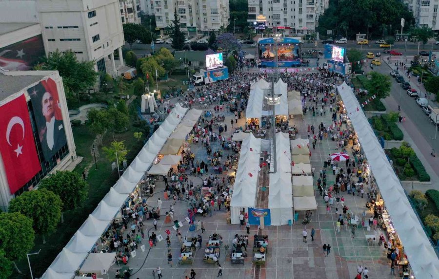 Muratpaşa Belediyesi’nin Yöresel Renler Festivali Devam Ediyor