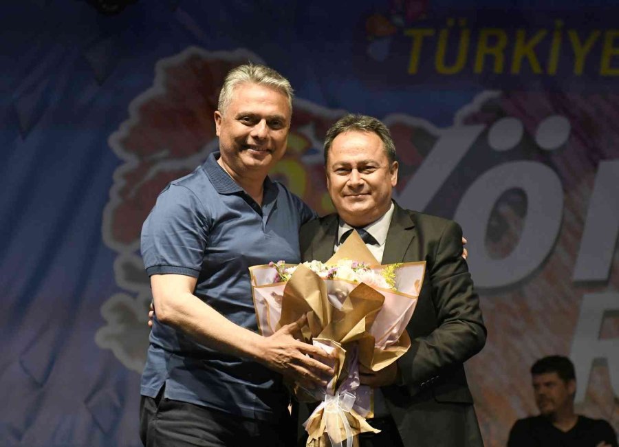 Muratpaşa Belediyesi’nin Yöresel Renler Festivali Devam Ediyor