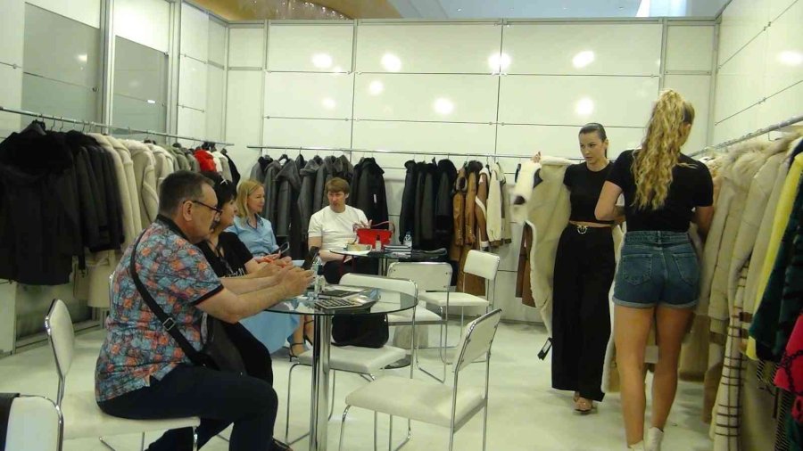 Deri Sektöründe Büyüme Devam Ediyor