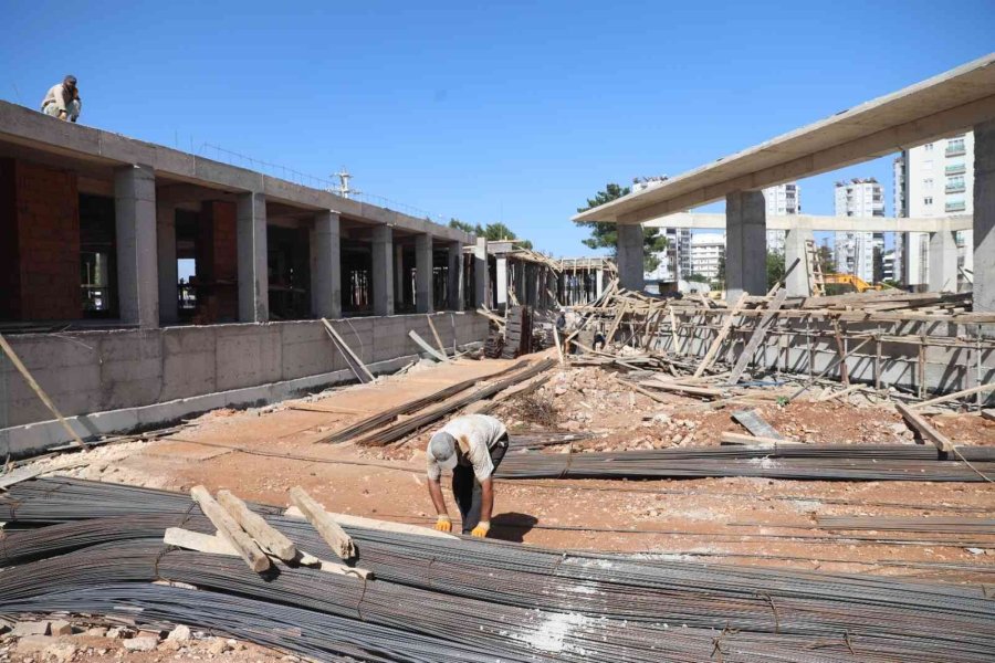 Uncalı Kent Mezarlığı İnşaatı Hızla İlerliyor