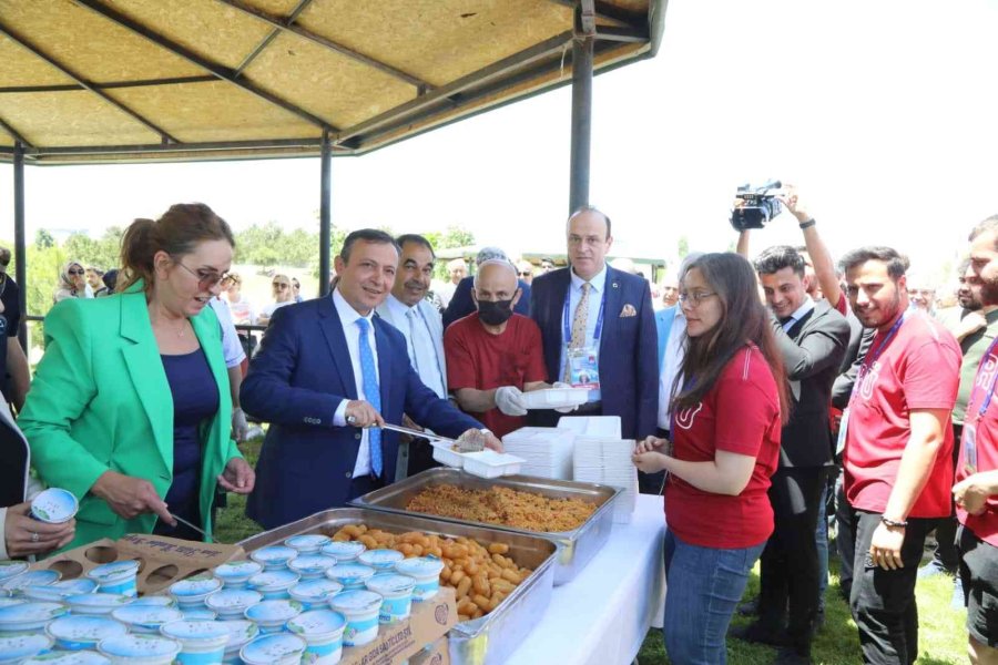 Erü’de ‘21. Öğrenci Bahar Şenliği’ Başladı
