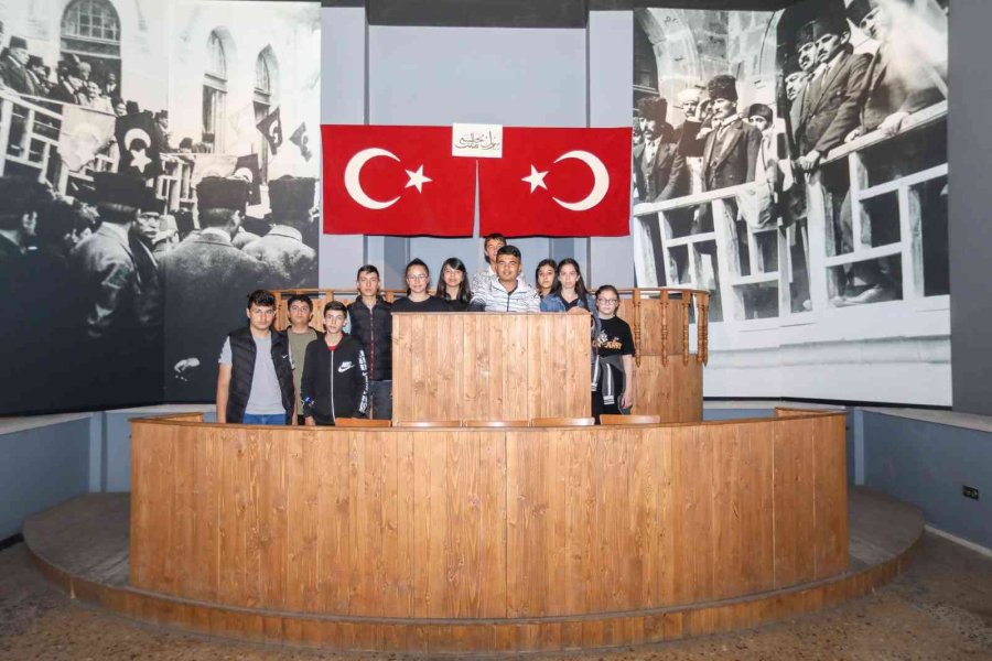 Talaslı Öğrenciler, Gezerek Öğrendiler