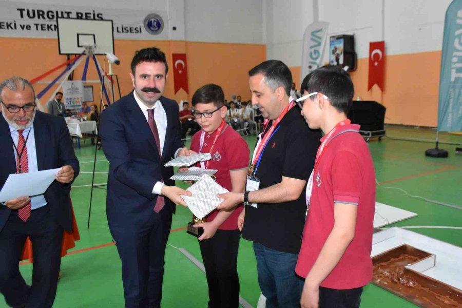 Ortaokullar Arası Robotik Kodlama Yarışması Yapıldı