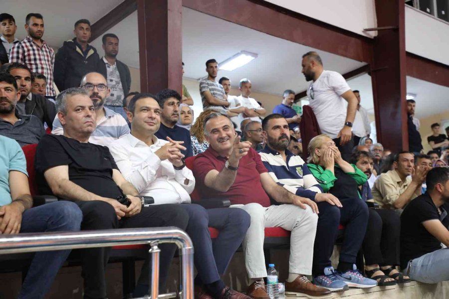 Kurumlar Arası Voleybol Turnuvası Final Maçına Develi’den Yoğun İlgi