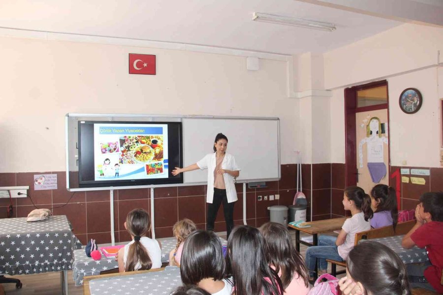 Döşemealtı’nda Ahenk Projesi Çerçevesinde Ağız Ve Diş Sağlığı Eğitimi