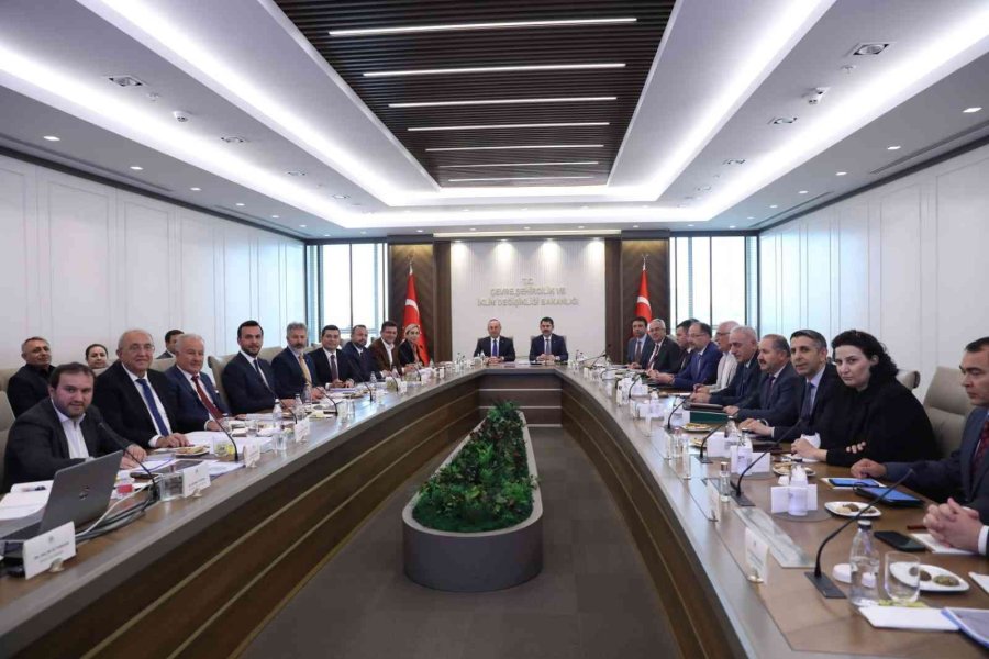 Ak Parti Antalya Teşkilatı’ndan Ankara Çıkarması