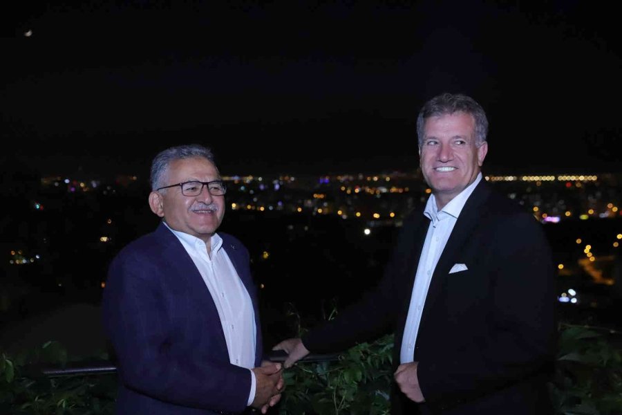 Gündoğdu İçin Veda Yemeği Düzenlendi