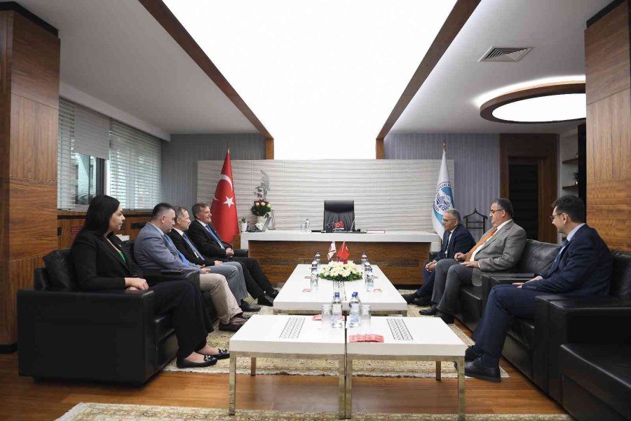 Kktc Bayındırlık Ve Ulaştırma Bakanı Prof. Dr. Erhan Arıklı: