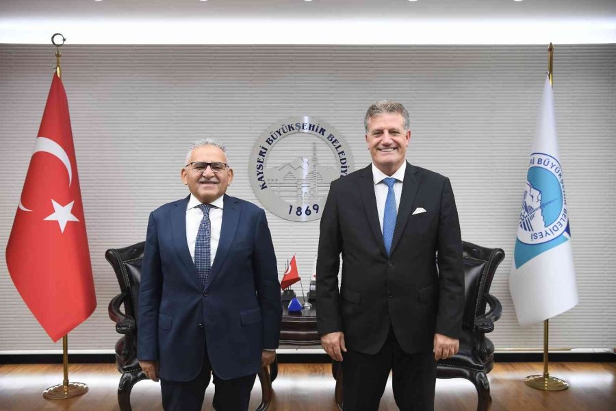 Kktc Bayındırlık Ve Ulaştırma Bakanı Prof. Dr. Erhan Arıklı: