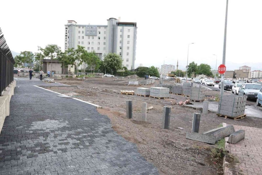 Başkan Palancıoğlu: "şehrin Merkezinde Hummalı Çalışma Devam Ediyor"