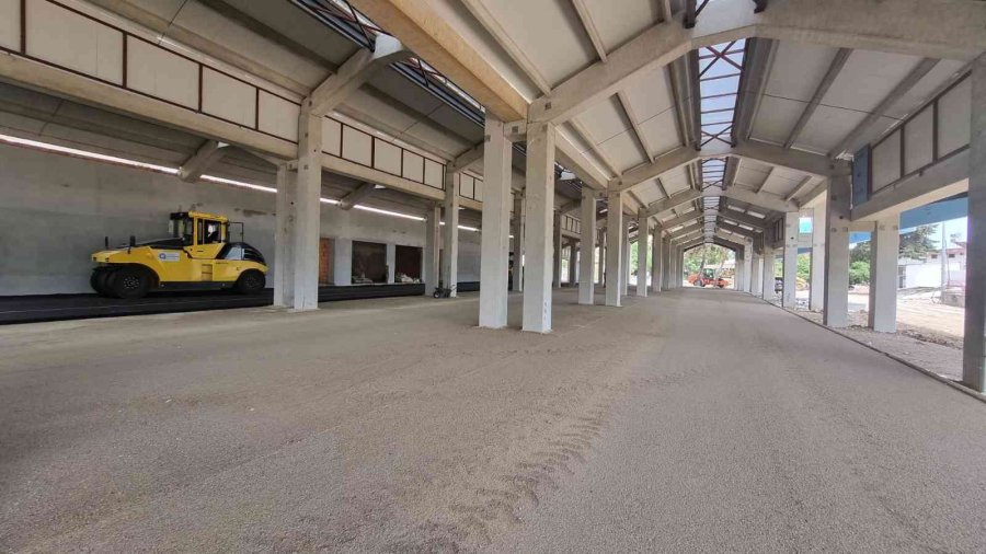 Kemer Kapalı Otopark Ve Pazar Alanı Projesi’nde Sona Doğru
