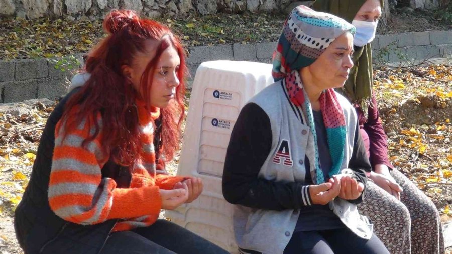 Bebeğini Öldürdüğü İddiasıyla Tutuklandığı Cezaevinde İntihar Etmişti, Otopsi Raporunda Bebeğin Ölüm Sebebi Hastalık Çıktı