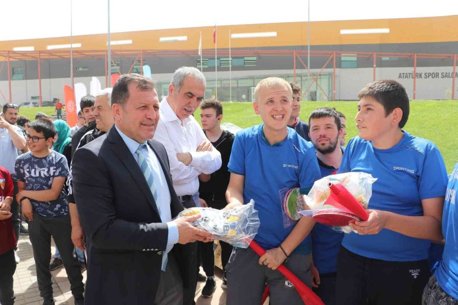 Kayseri’de ‘spor Aşkı Engel Tanımıyor’