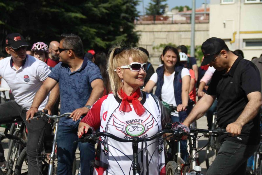 Dünya Bisiklet Günü’nü 5 Kilometre Pedal Çevirerek Kutladılar
