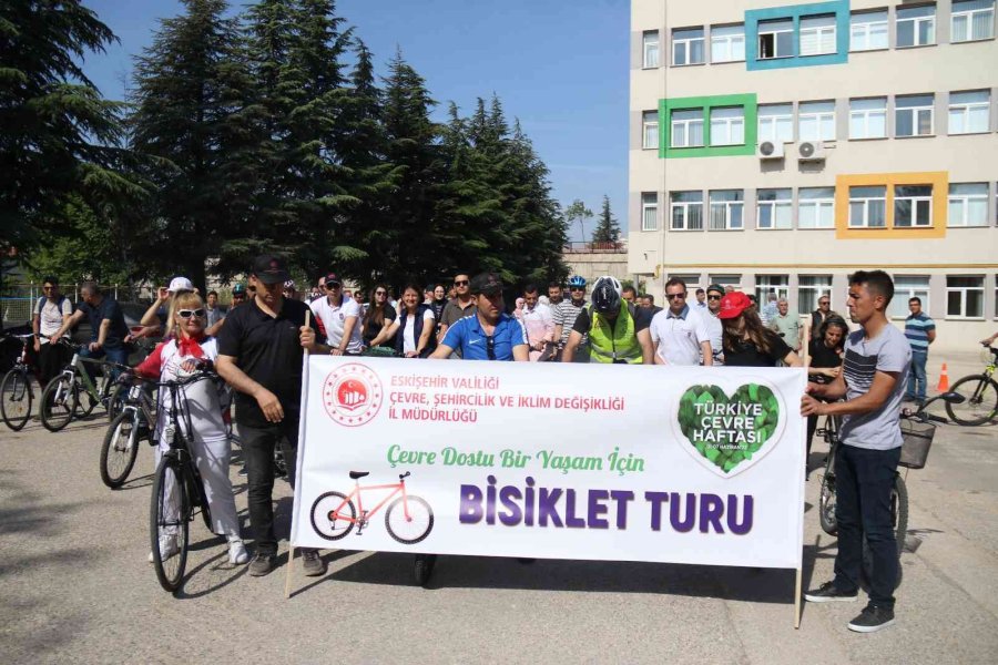 Dünya Bisiklet Günü’nü 5 Kilometre Pedal Çevirerek Kutladılar