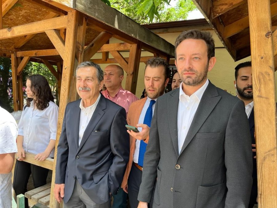 Bahçelievler Muhtarlığında Kurulan Kütüphanenin Açılışı Yapıldı