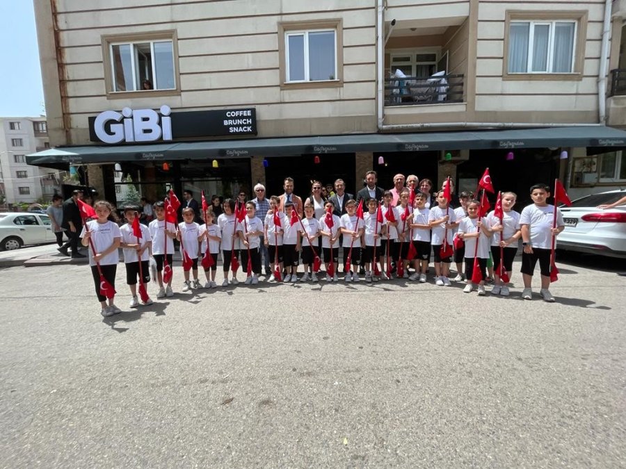 Bahçelievler Muhtarlığında Kurulan Kütüphanenin Açılışı Yapıldı