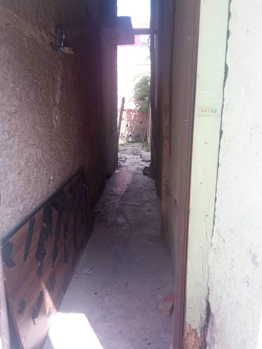 Çaresiz Kalan Vatandaşlardan “bu Eve Bir Çare Bulun” Çağrısı