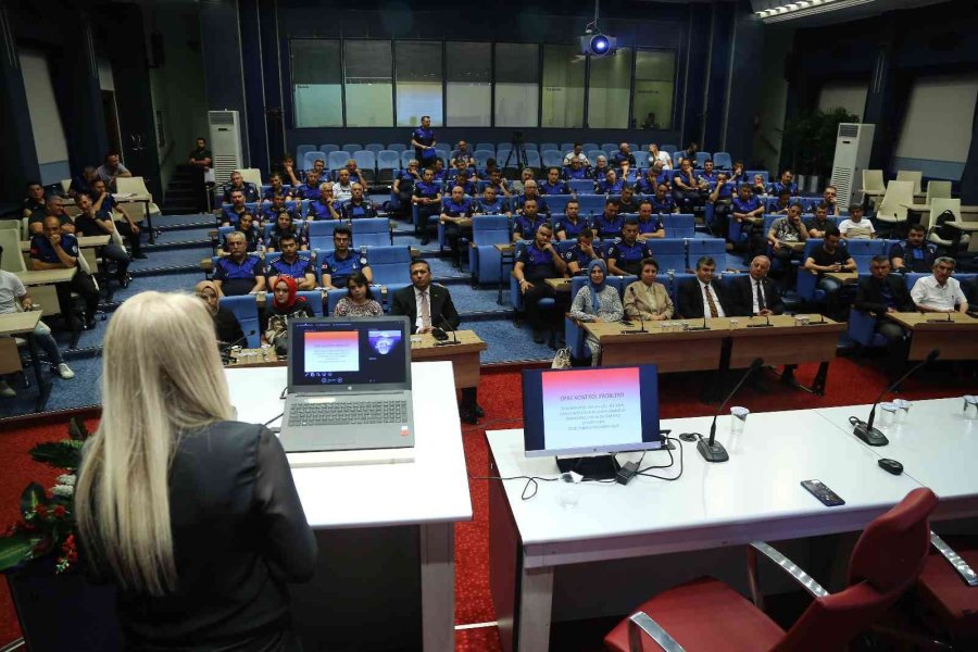 Büyükşehir’in Hizmet İçi Eğitim Seminerleri Sürüyor