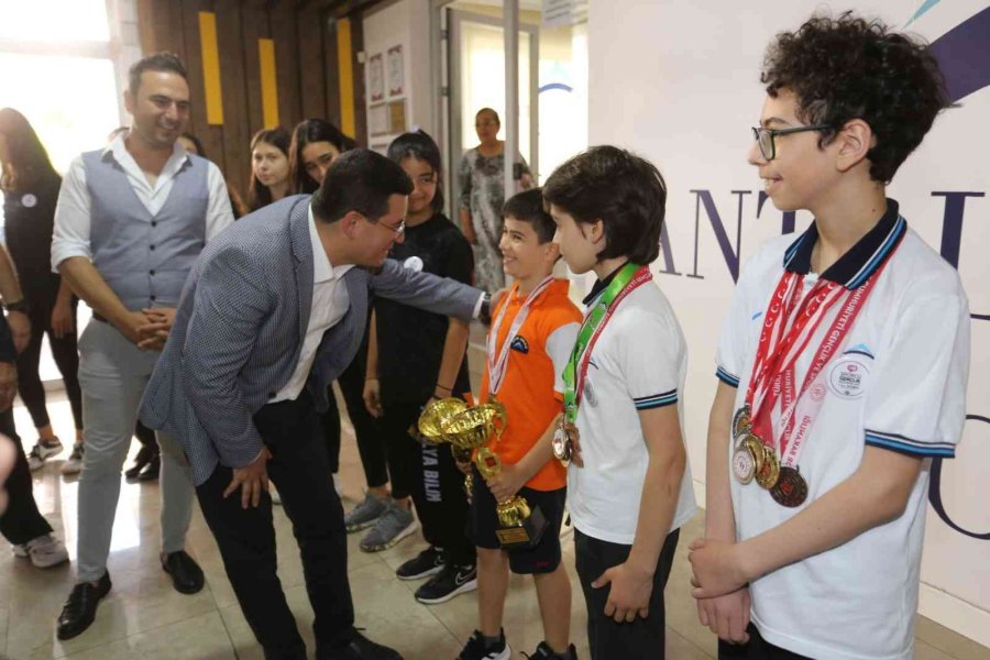 Tütüncü Yetenek Avına Katıldı