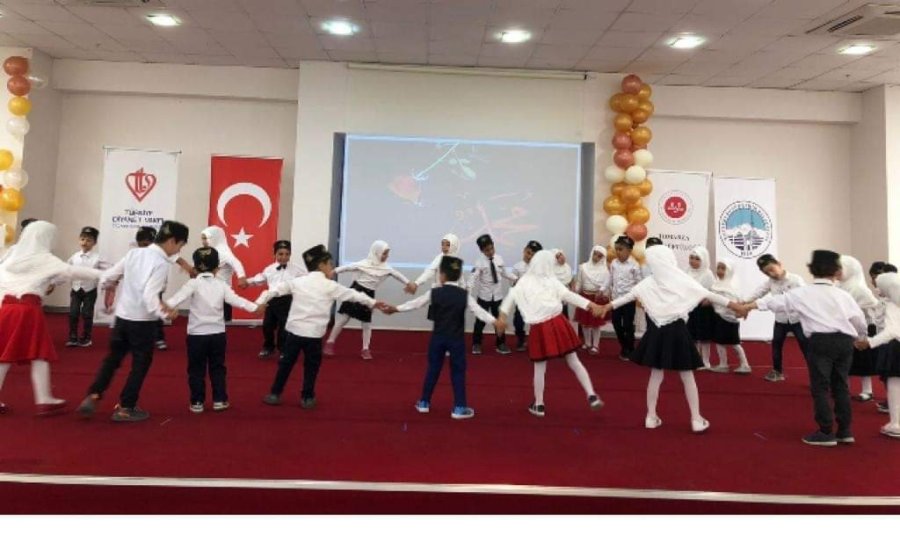 Tomarza’da Kuran Kurslarının Yıl Sonu Etkinliği Düzenlendi