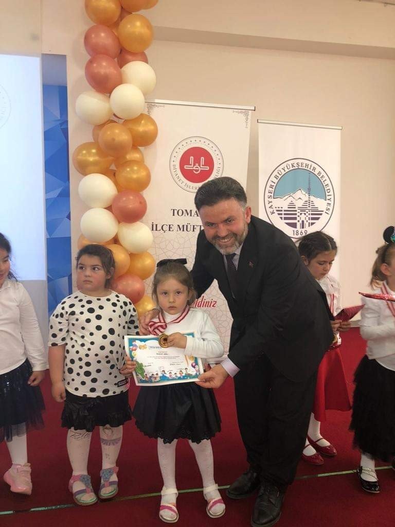 Tomarza’da Kuran Kurslarının Yıl Sonu Etkinliği Düzenlendi